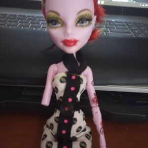 G1 Operetta Monster High